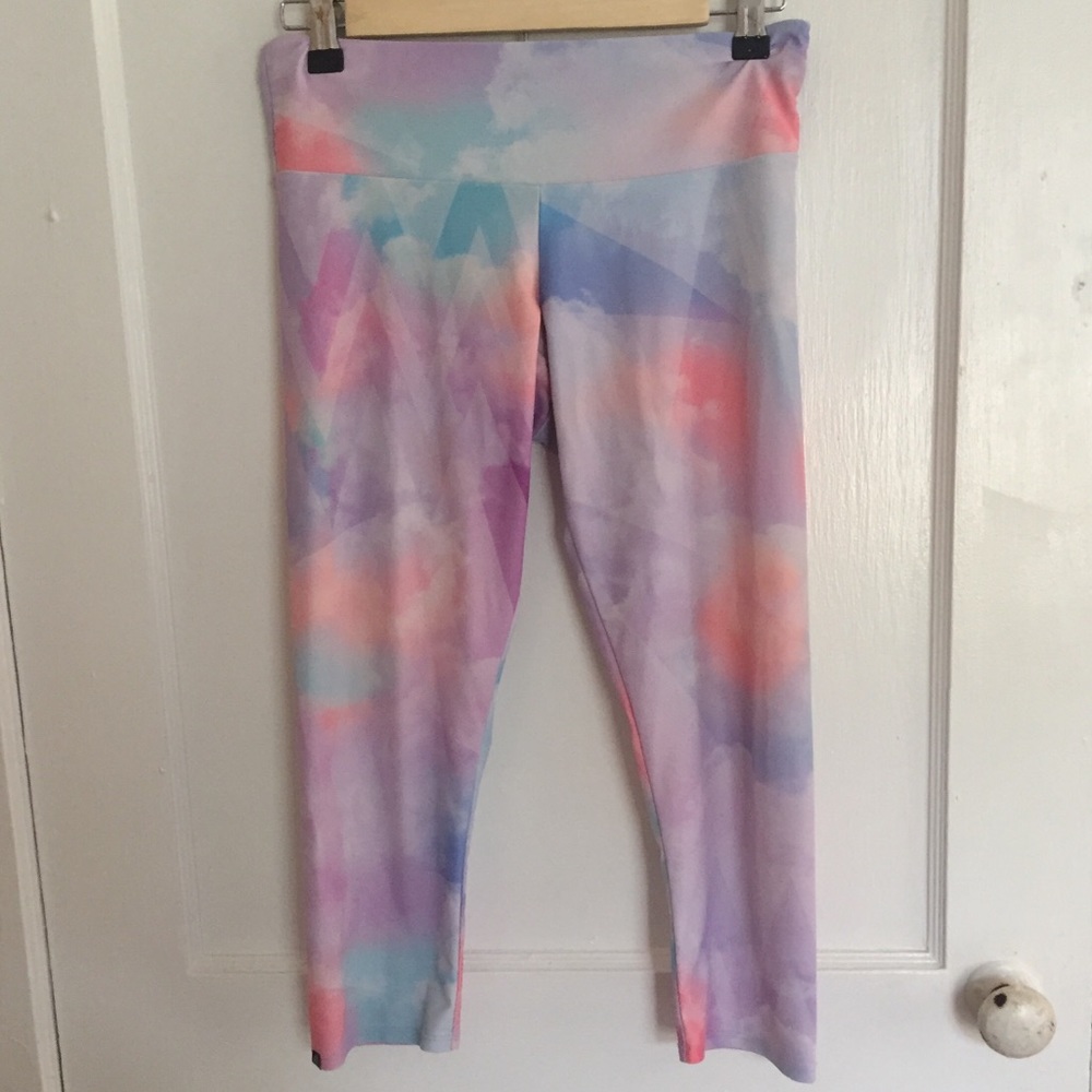 Onzie Yoga Capri Crop Legging  S/M